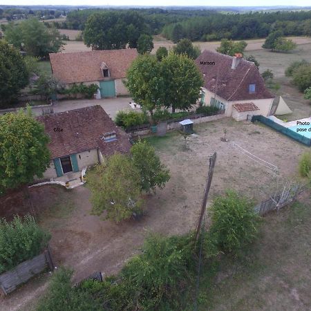 Gite De La Pouvellerie Fossemagne Zewnętrze zdjęcie